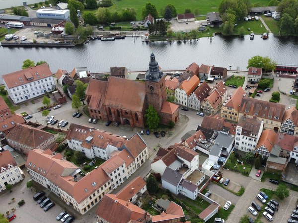 Kirchplatz und Stadtkirche St. Laurentius Havelberg
