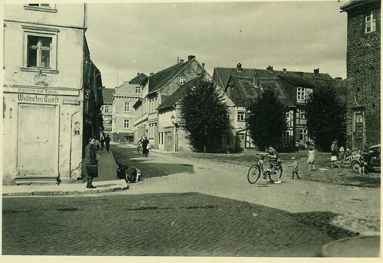 Kirchplatz Havelberg um 1917 von der Roßmühlenstege