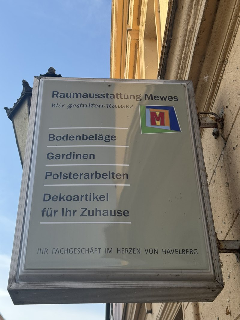 Schild Raumausstattung Mewes Havelberg (2026)