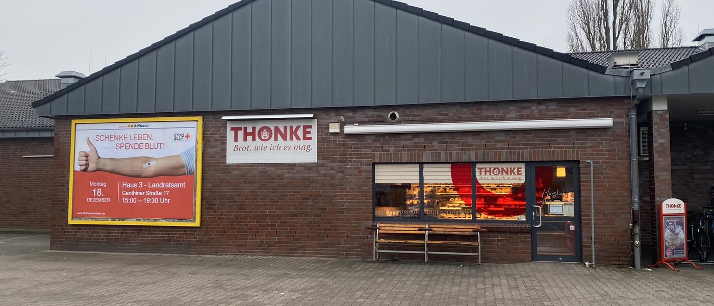 Backsteingebäude der Bäckerei Thonke am roten Netto in Havelberg